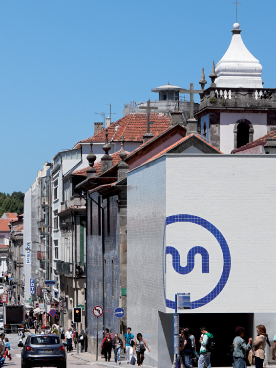 A tile facade of a Porto Metro station entrance
